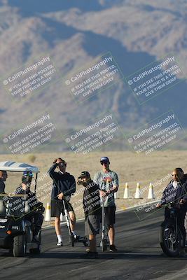 media/Oct-30-2025-Racers Edge (Thu) [[dabbdaf680]]/1-Around the Pits- Track Walk/